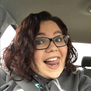 Meet your Posher, Kassie